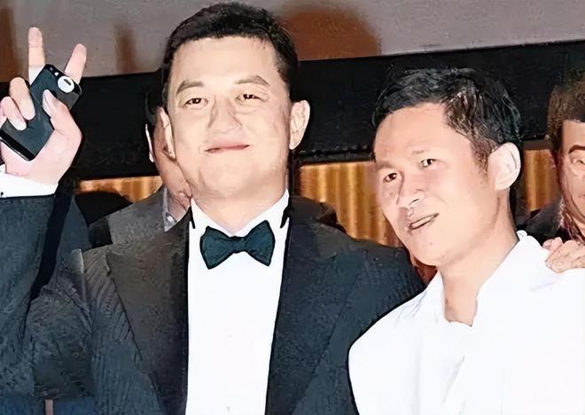 鹏手里买画12年后却让网红一剪为二带走J9国际集团浙江富豪花3000万从李亚(图2)
